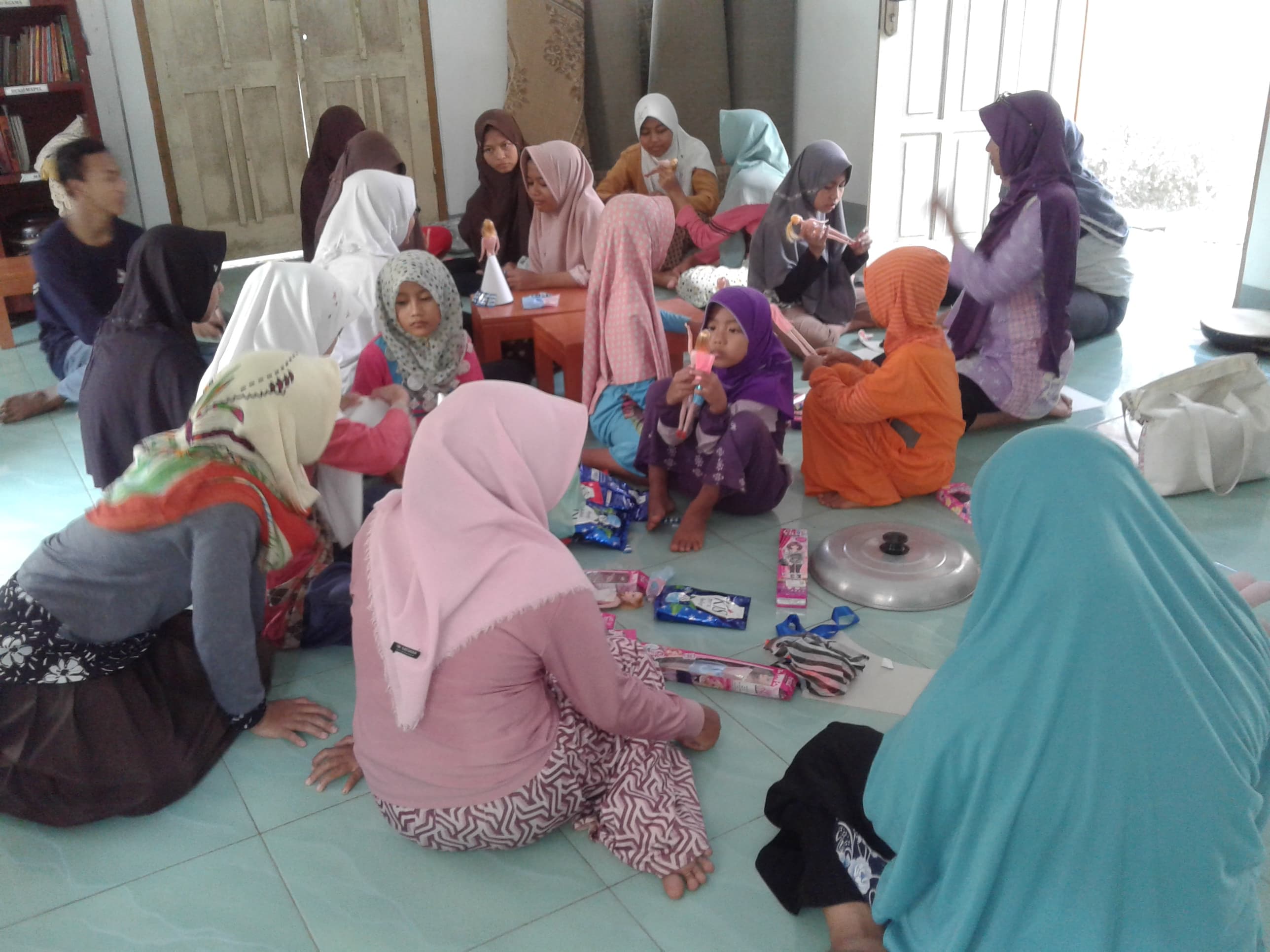 Pelatihan Pembuatan Candy Barbie