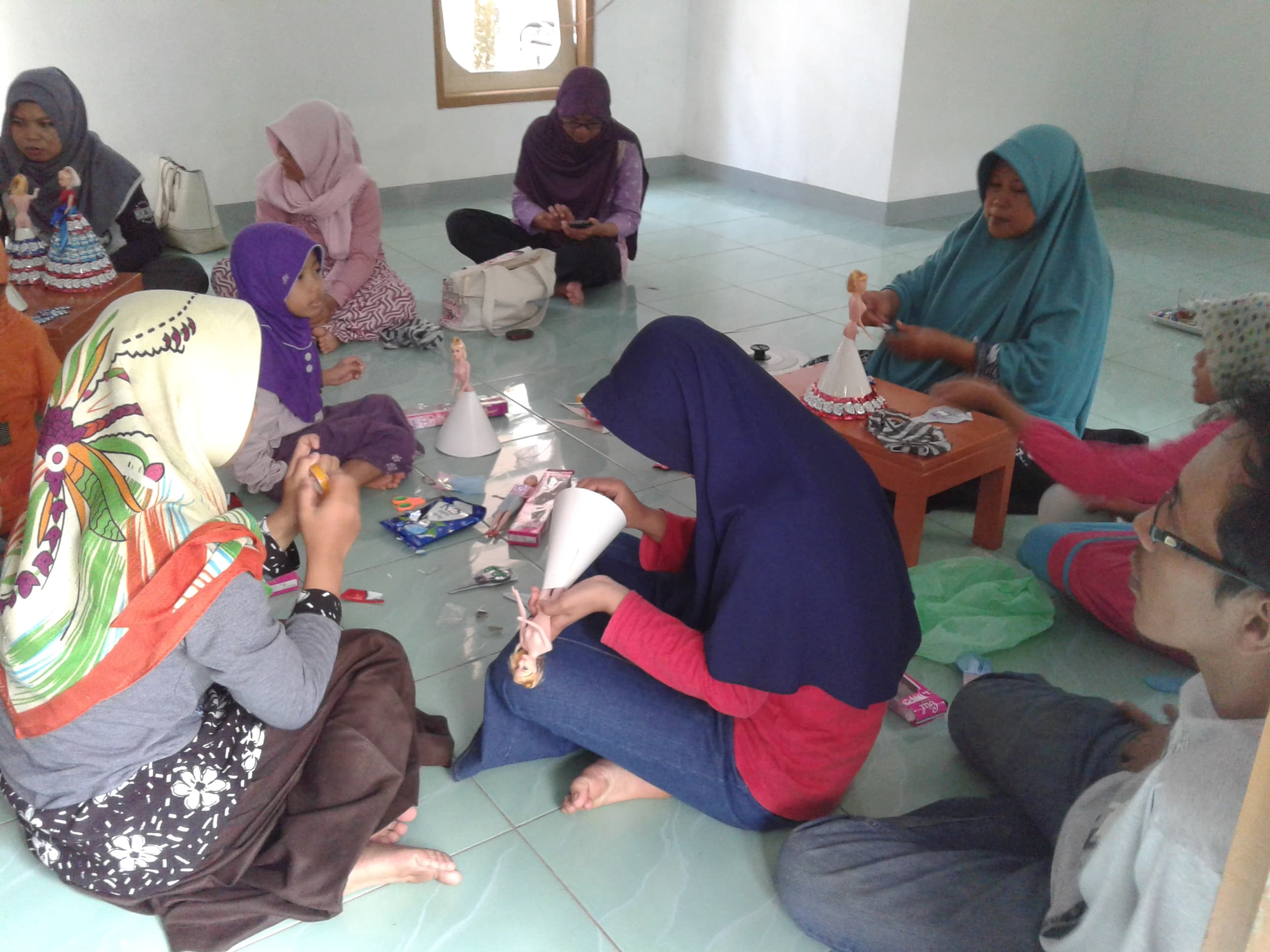 Pelatihan Pembuatan Candy Barbie
