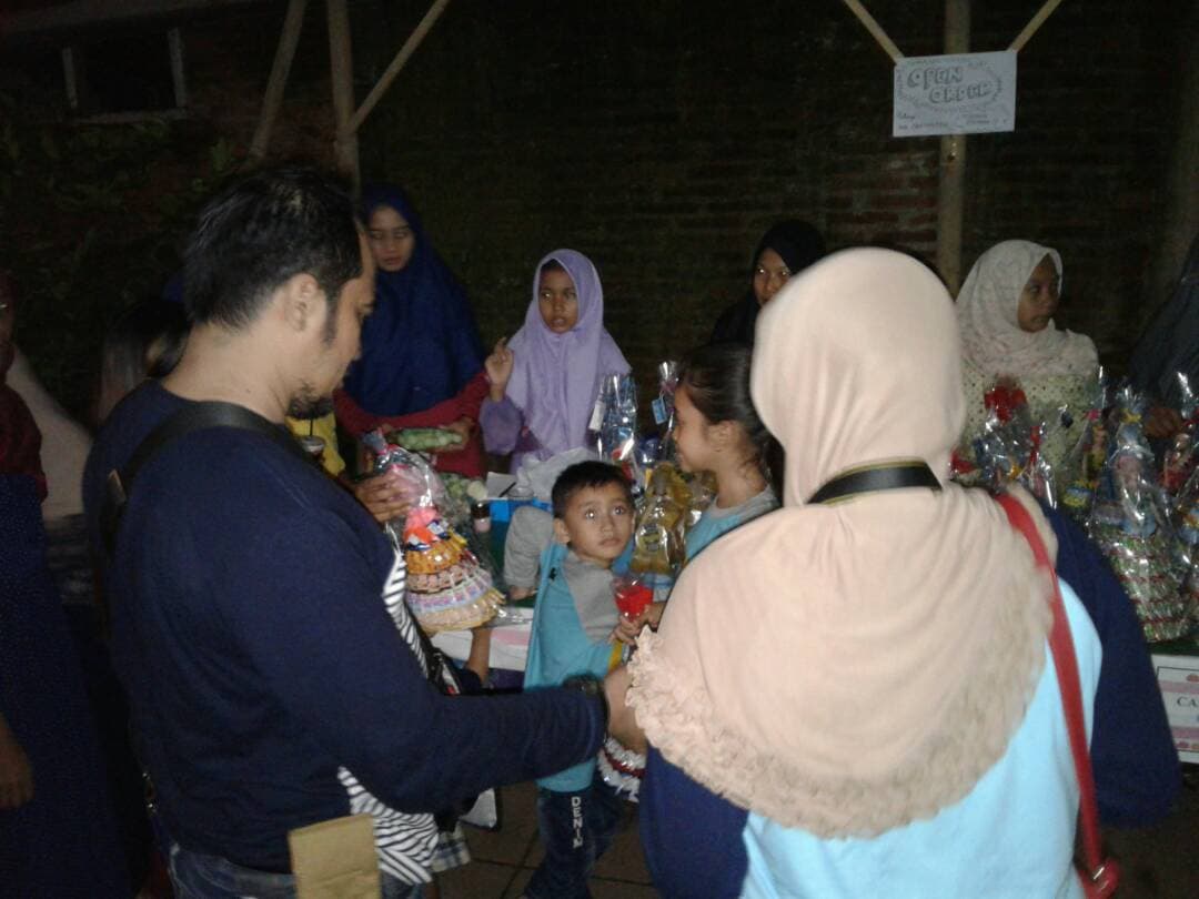 Produksi anak panti terjual sedikit demi sedikit