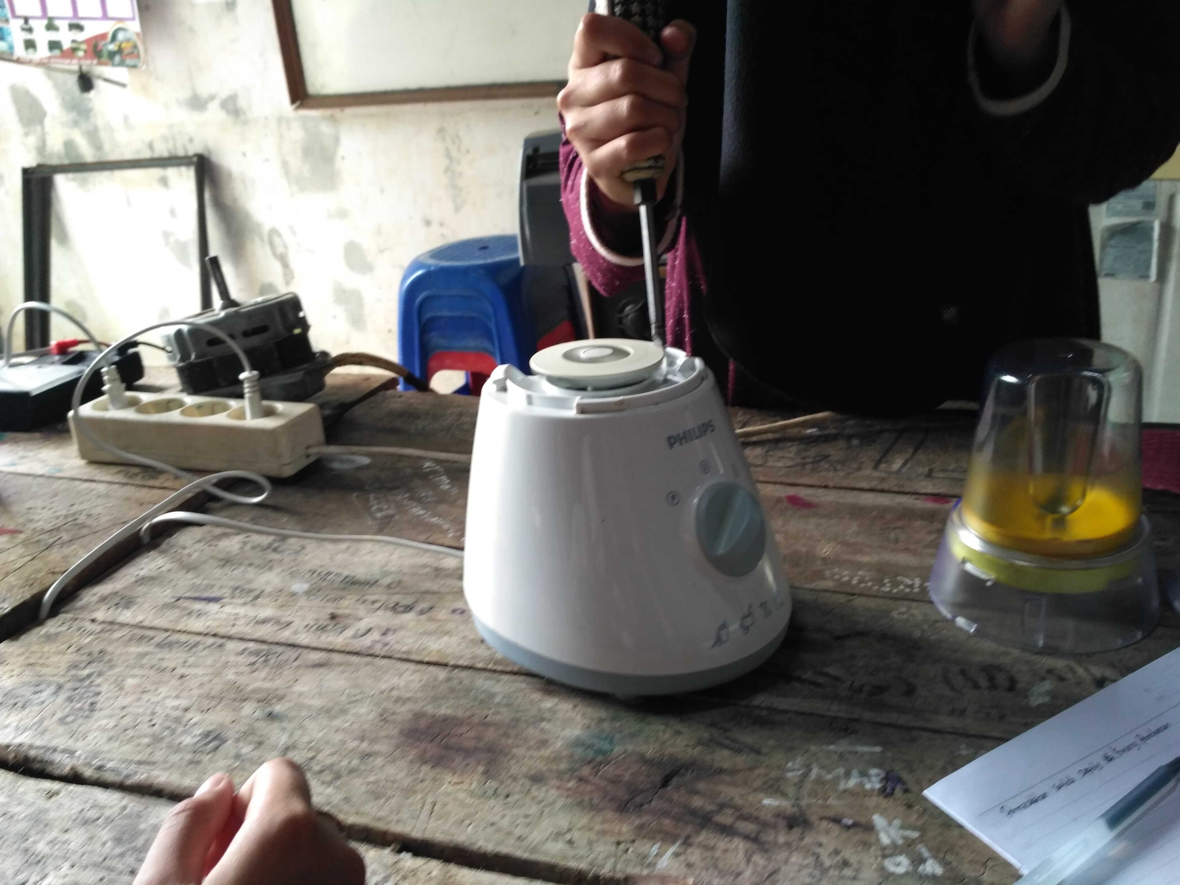 Pelatihan Elektronik dan Komputer